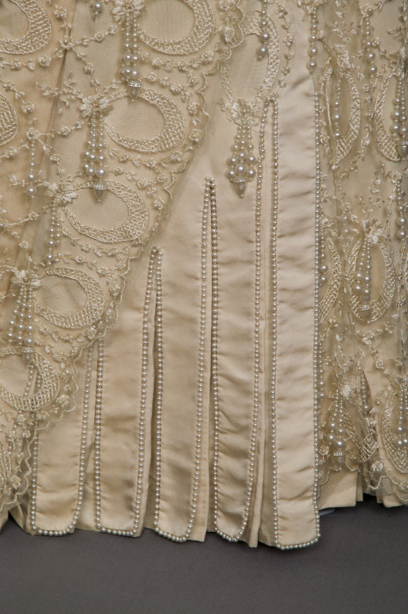 Wedding dress by American School