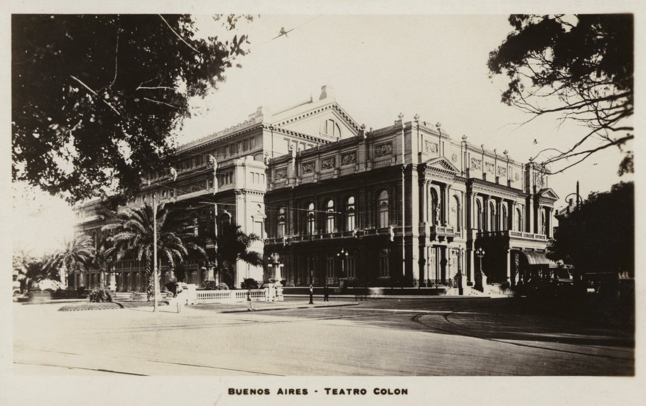 Teatro Colon, Buenos Aires, Argentina by Argentinian Photographer