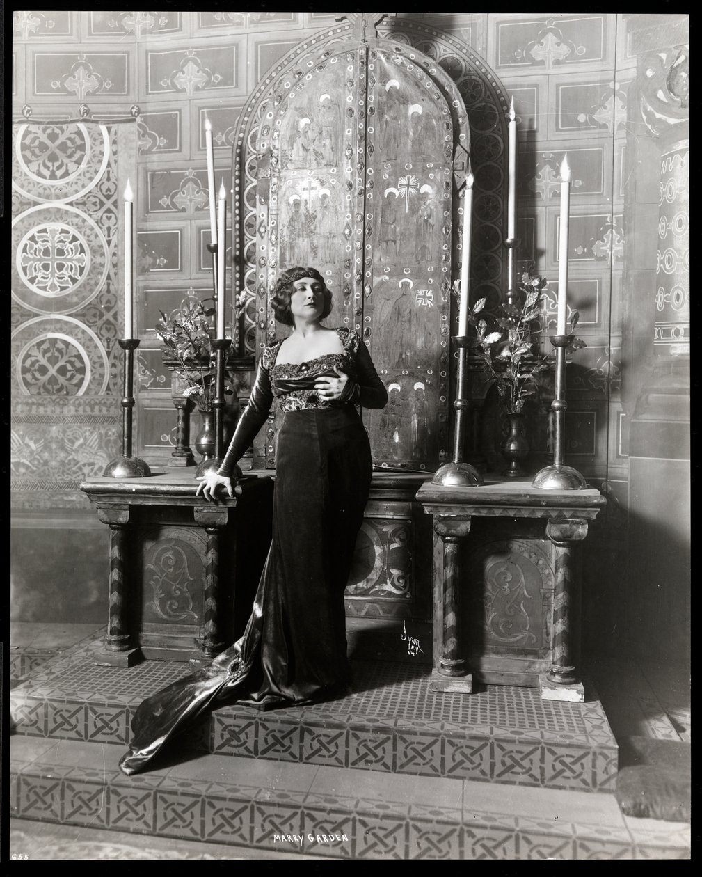 Mary Garden, c.1900 by Byron Company