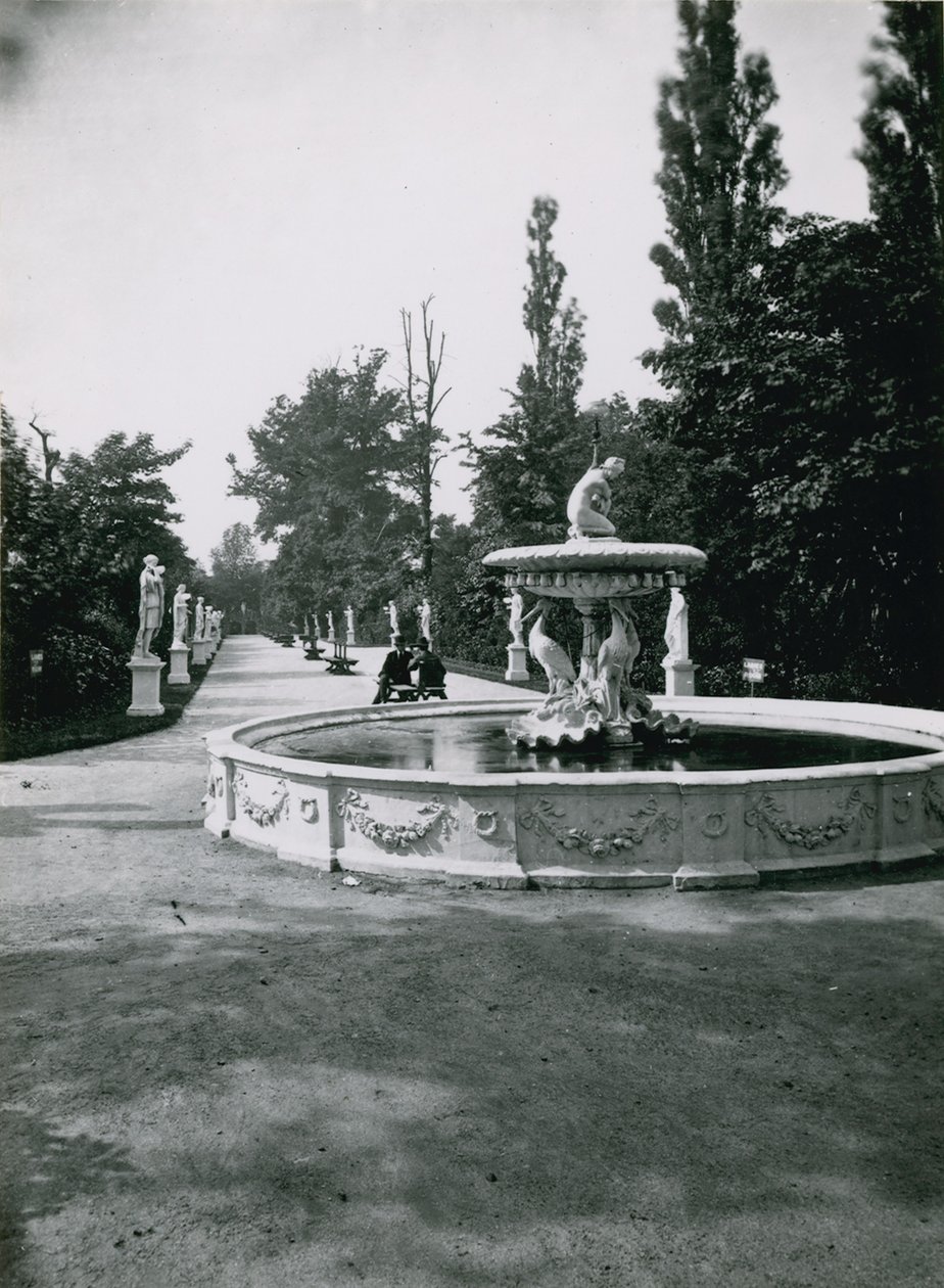 Cremorne Gardens, London: Italian Walk by English Photographer