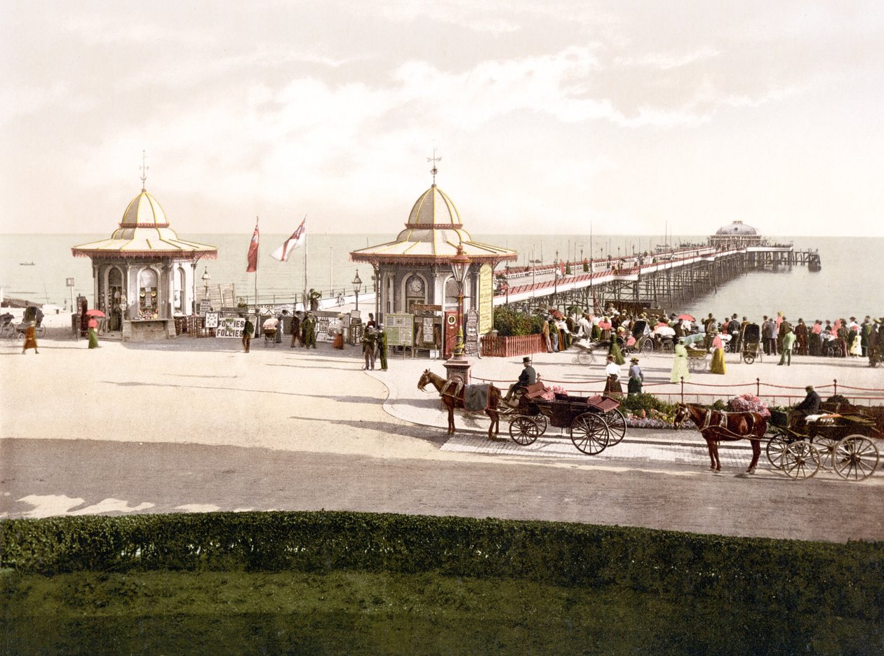 The Pier, Worthing by English School