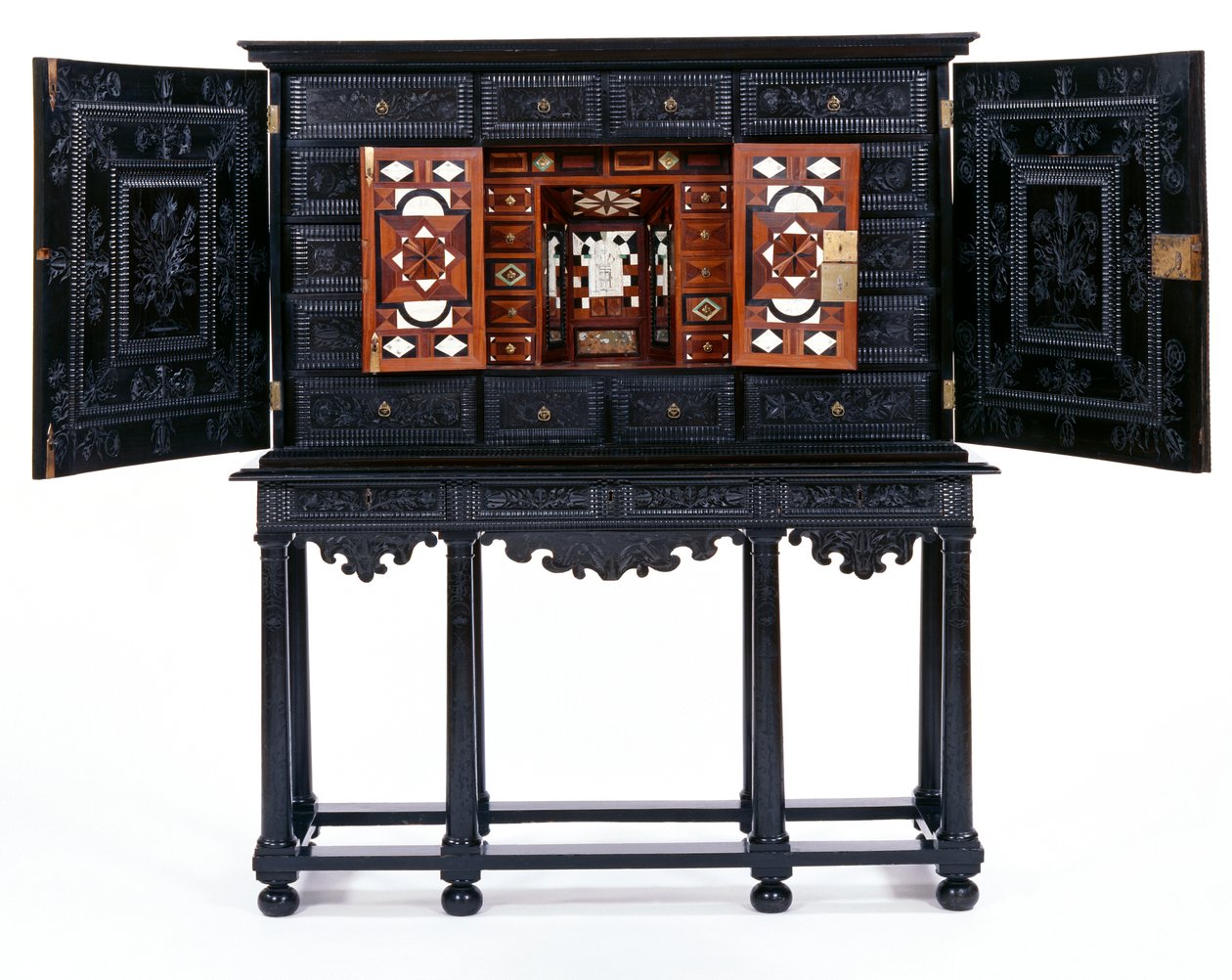 Cabinet on stand by French School
