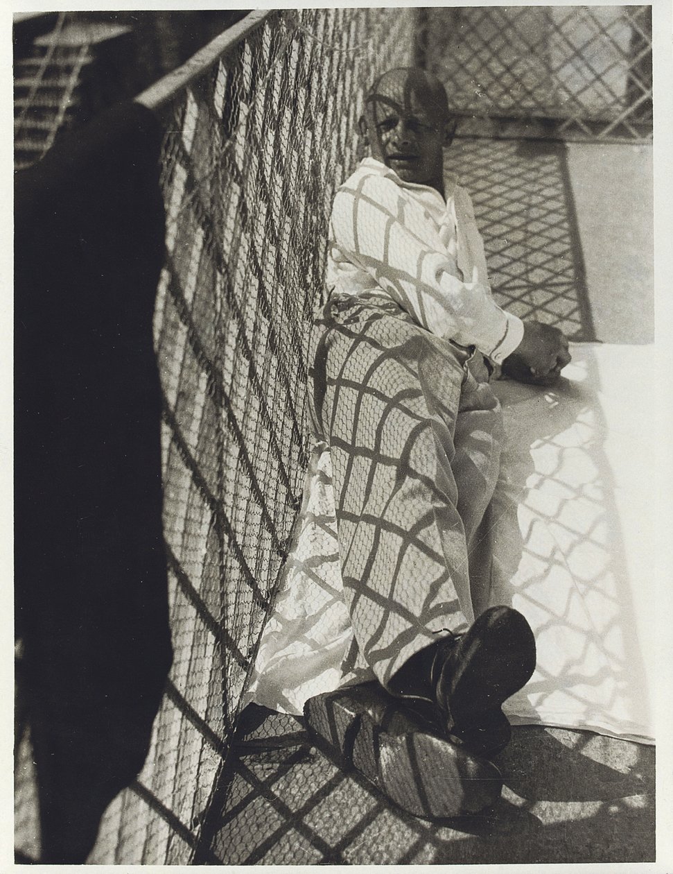 Oskar Schlemmer by Laszlo Moholy Nagy