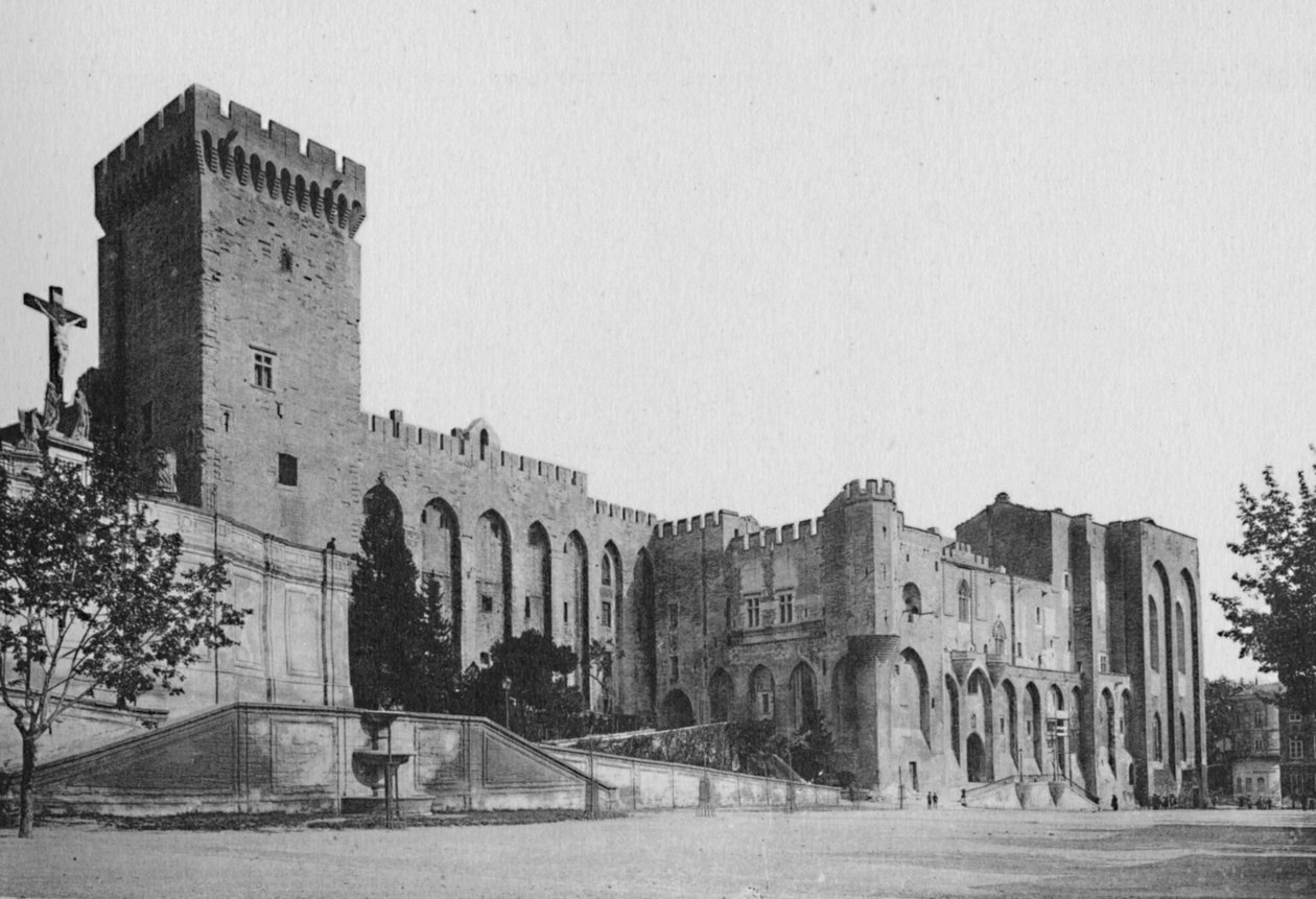 Avignon - Popes Palace by Unbekannt