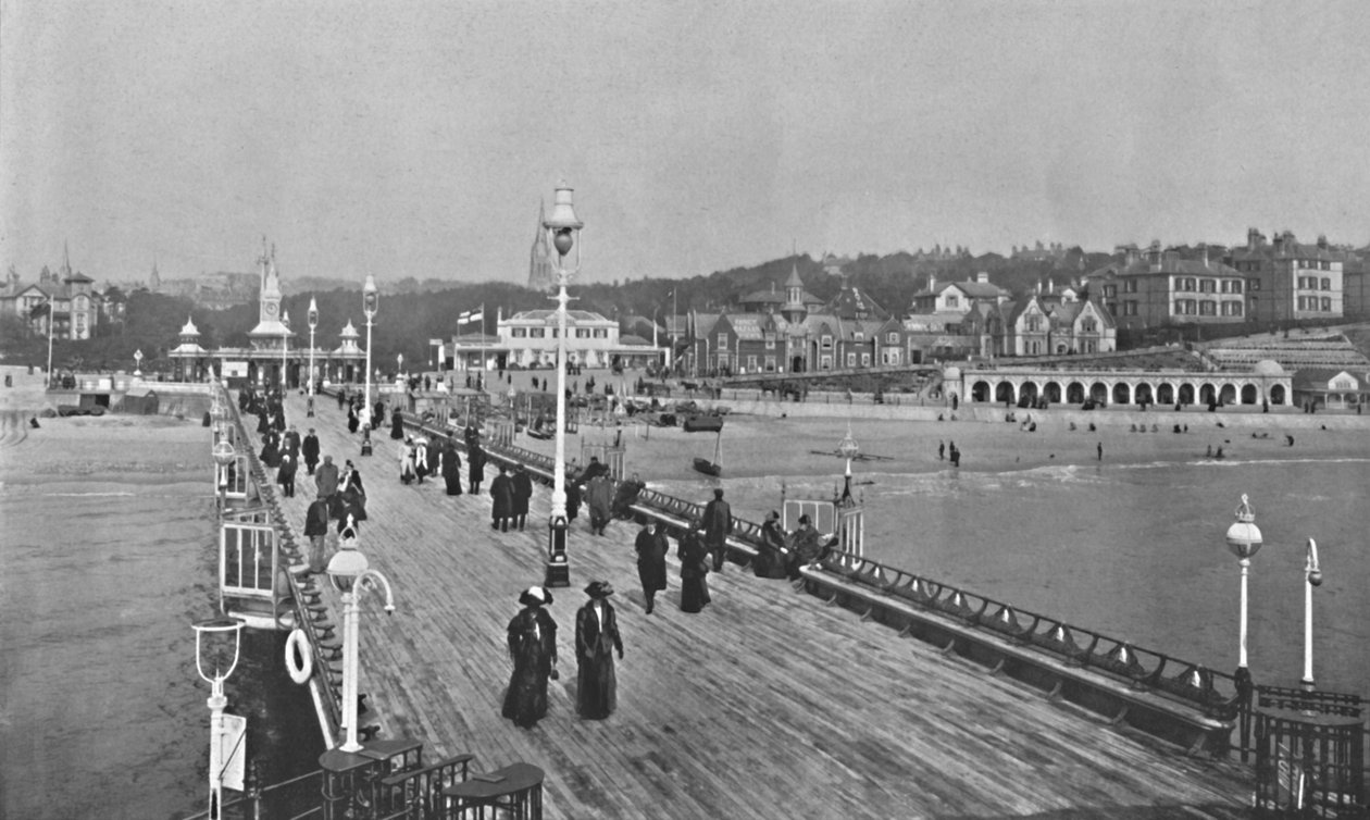 Bournemouth Pier by Unbekannt