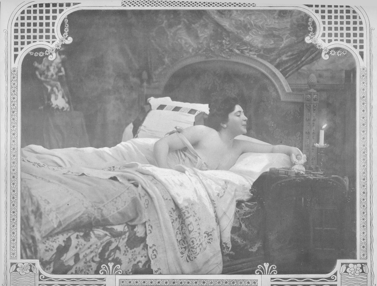 Midnight, 1900 by Unbekannt