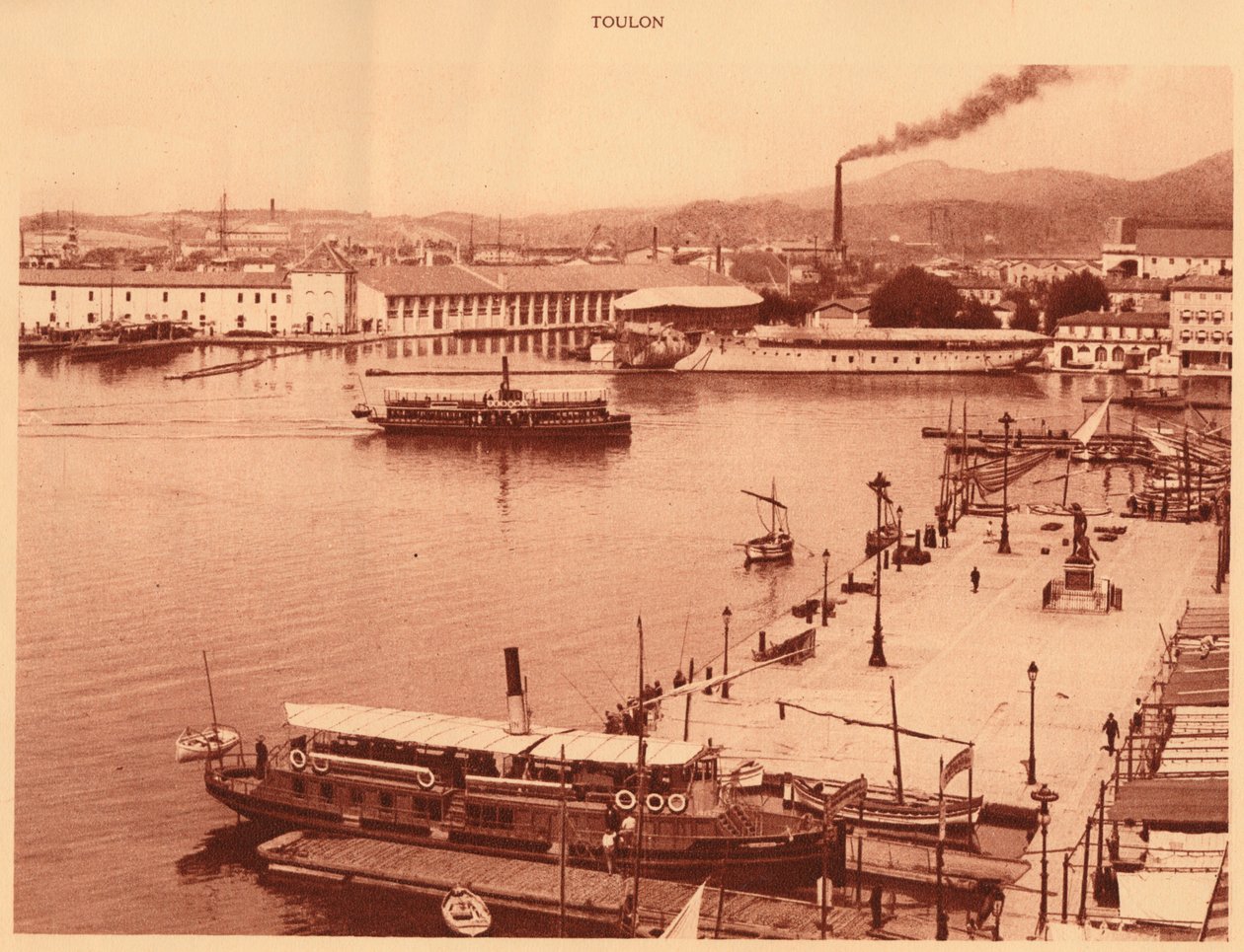 Panorama of the Quais at Toulon by Unbekannt