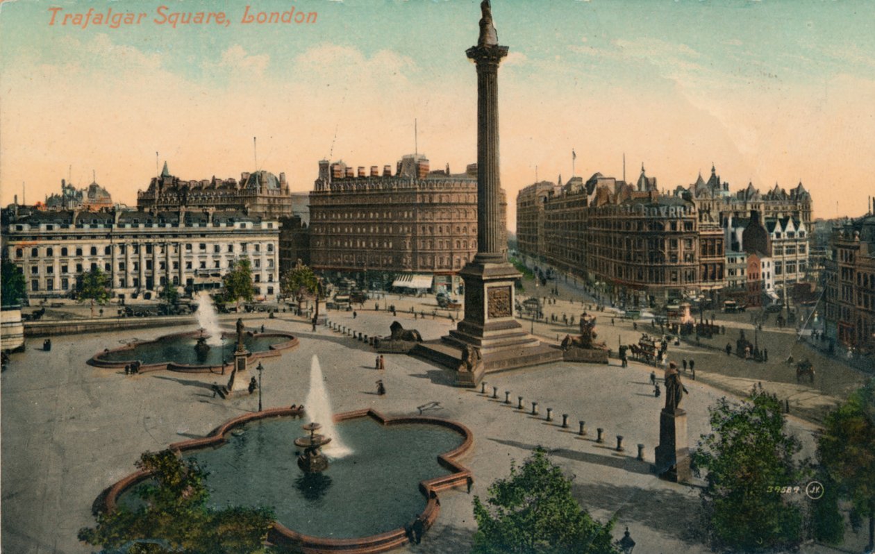 Trafalgar Square, London, c1900 by Unbekannt