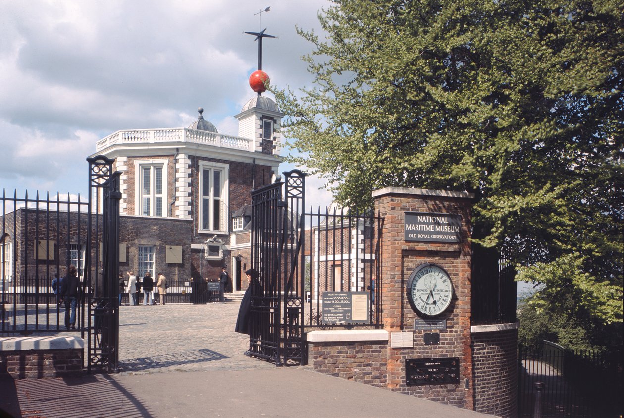 Entrance to the National Maritime Museum by Unbekannt Unbekannt