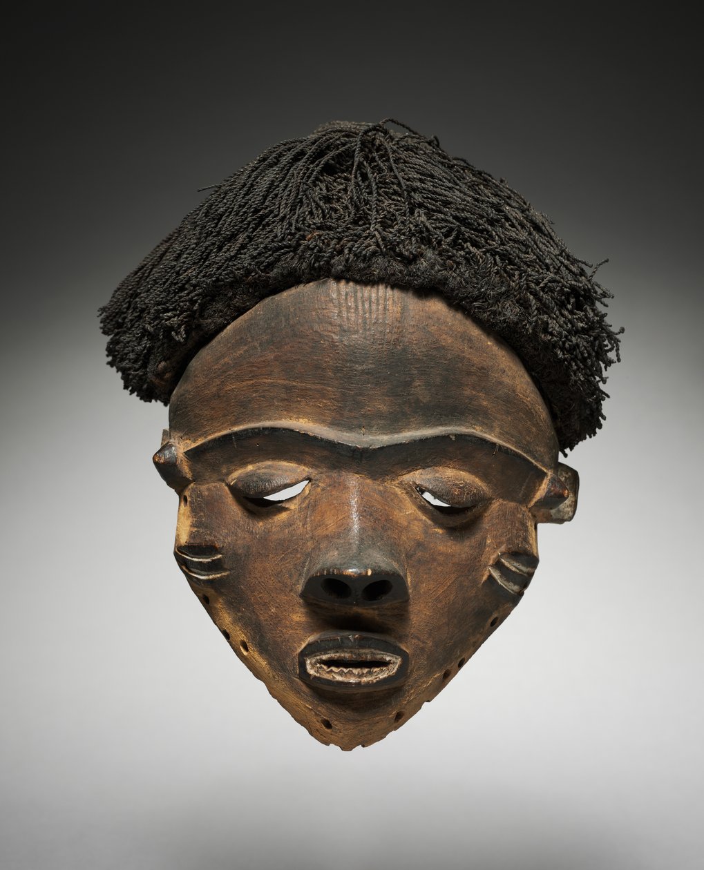 Female Face Mask, Pende by Unbekannt