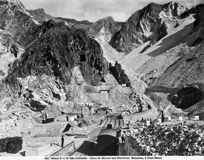 Ravaccione quarries near Carrara by Fratelli Alinari
