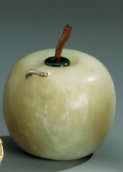 Gum-pot, St. Petersburg, 1896-1908 by Carl Fabergé