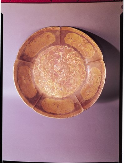 Engraved dish, Tang dynasty by Chinese School