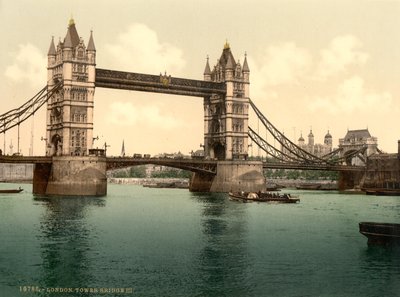 Tower Bridge, London by Detroit Photographic Co.