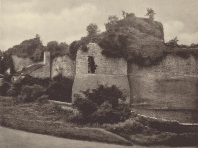 Skenfrith Castle by English Photographer