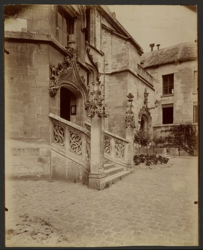 Beauvais, Palace of Justice by Eugène Atget
