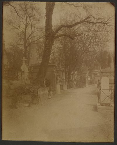 Père Lachaise by Eugène Atget