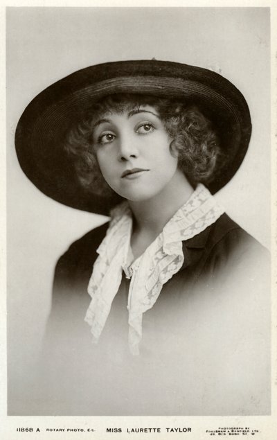 Laurette Taylor, American actress by Foulsham and Banfield