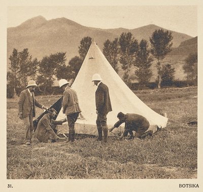 Botsika by Frédéric Boissonnas