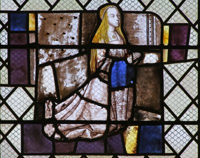 Window w19 depicting a female donor by French School