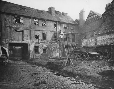 White Hart Inn Yard, Southwark by Henry Dixon