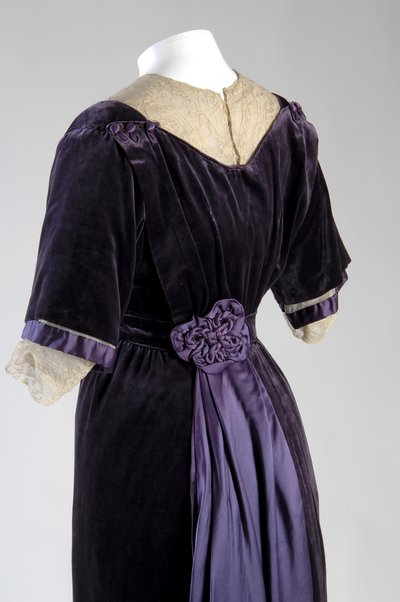 Afternoon dress by Jeanne Paquin