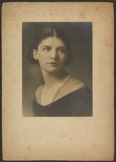Betallo Rubino by Louis Fleckenstein
