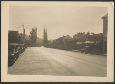 Street Scene by Louis Fleckenstein