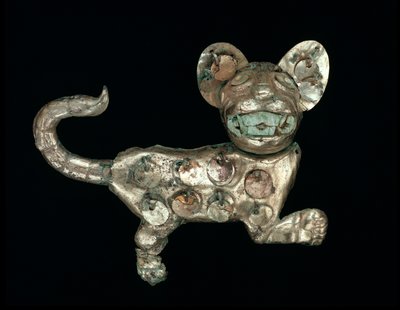 Feline Figure by Moche Moche