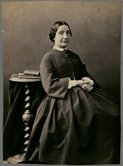 Mlle Elise Veuillot by Nadar [Gaspard Félix Tournachon]