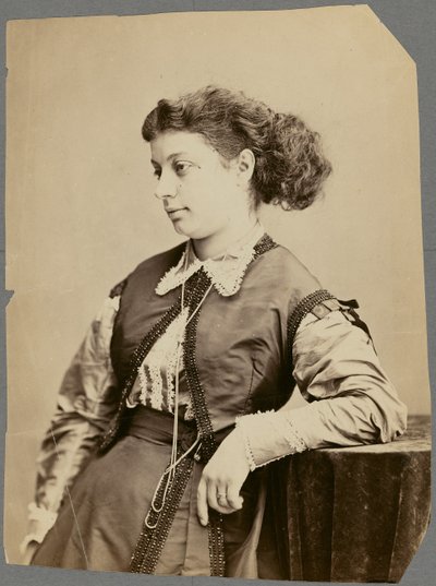 Mme Lina Sand née Calamatta by Nadar [Gaspard Félix Tournachon]