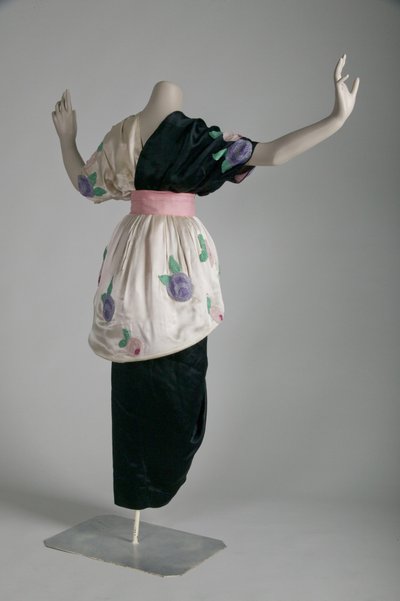 Sorbet evening dress by Paul Poiret
