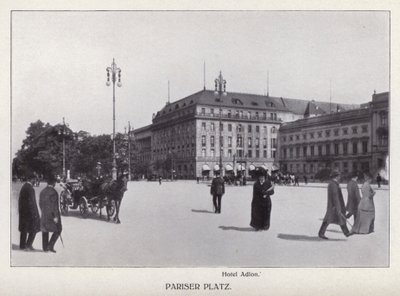 Berlin: Pariser Platz by Photographer German