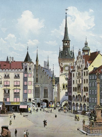 Munich: Marienplatz with Old Town Hall by Photographer German