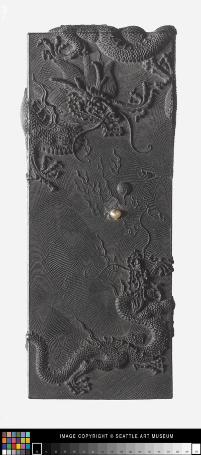 Longde (Virtuous Power of Dragons) ink-cake by School Chinese