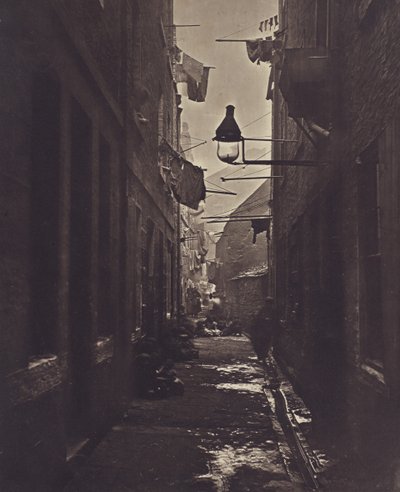 Close, No. 80 High Street by Thomas Annan