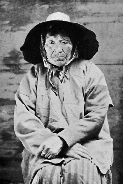 A Tlingit Woman of Alaska, 1912 by Unbekannt