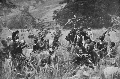 A Zulu musician and audience, 1912 by Unbekannt