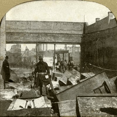 Bank safes being guarded by Unbekannt