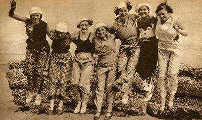 Beach Pyjamas, 1930-1933 by Unbekannt
