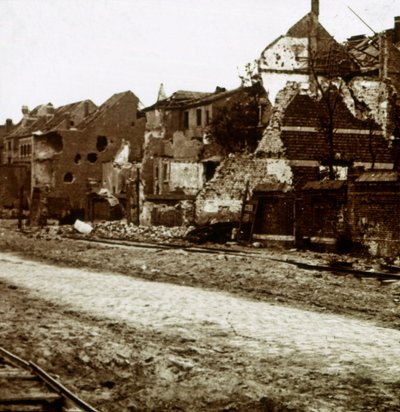 Bombed-out buildings, Nieuwpoort, Flanders, Belgium, c1914-c1918 by Unbekannt