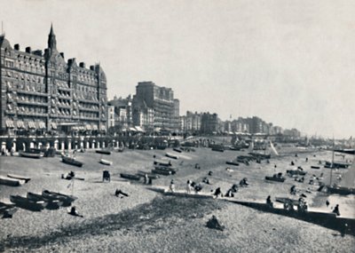 Brighton - The Hotel Métropole and Beach, 1895 by Unbekannt