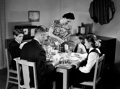 Family at breakfast, c 1948 by Unbekannt