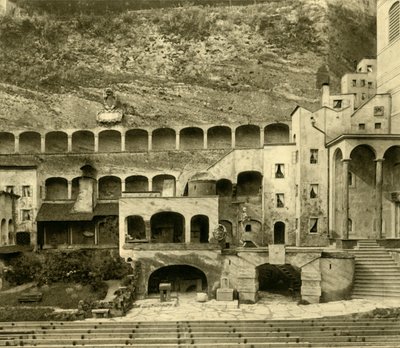 Faust Town in the Felsenreitschule, Salzburg, Austria, c1935 by Unbekannt