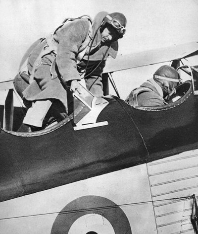 King Edward VIII in an Aeroplane, 1936 by Unbekannt