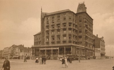 Le Grand Hotel by Unbekannt