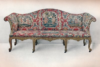 Long Upholstered Sofa: Serpentine-Shaped, Carved and Gilt by Unbekannt