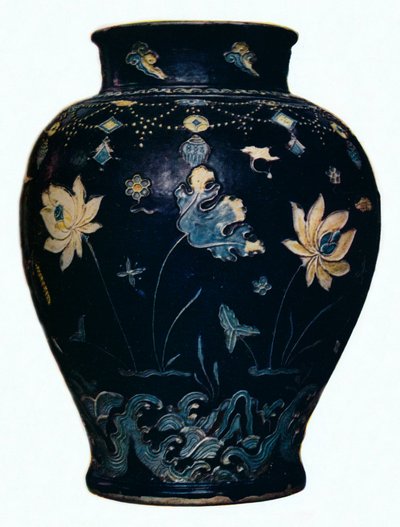 Ming Dynasty, Fahua Vase by Unbekannt