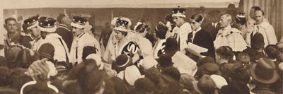 Peers Seek Their Cars, Passing Through Crowds by Unbekannt