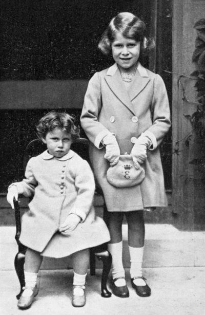Princesses Elizabeth and Margaret, 1933 by Unbekannt